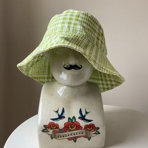 Green plaid bucket hat